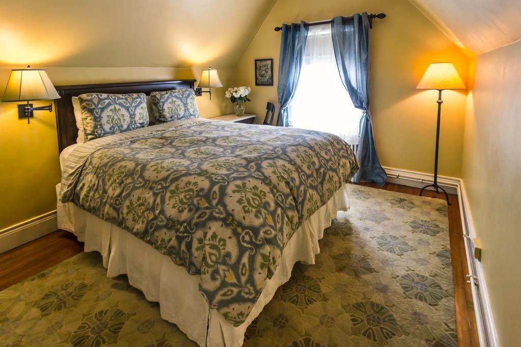 The Bertram Inn Brookline Ngoại thất bức ảnh