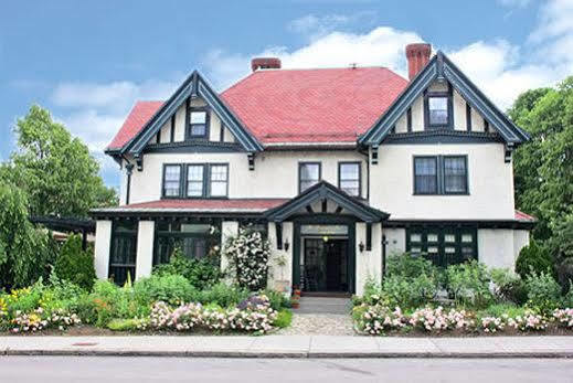 The Bertram Inn Brookline Ngoại thất bức ảnh